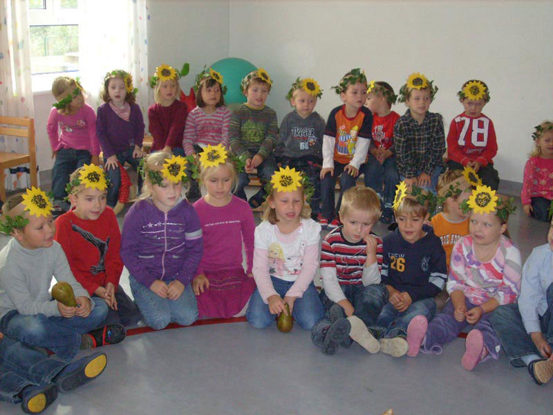 2008 Kindergarten Erntedank 1