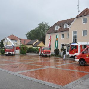 2009 Fahrzeuguebergabe Feuerwehr 101