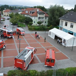 2009 Fahrzeuguebergabe Feuerwehr 85