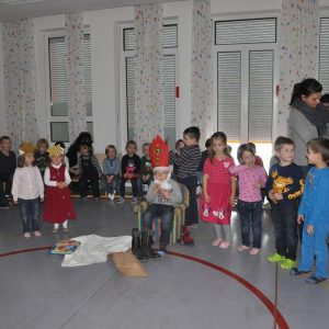 2012 Nikolaus im Kindergarten 119